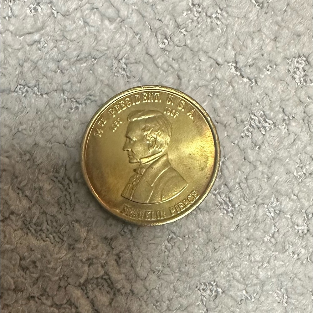 Vintage 1981 readers digest Gold Presidential Coin